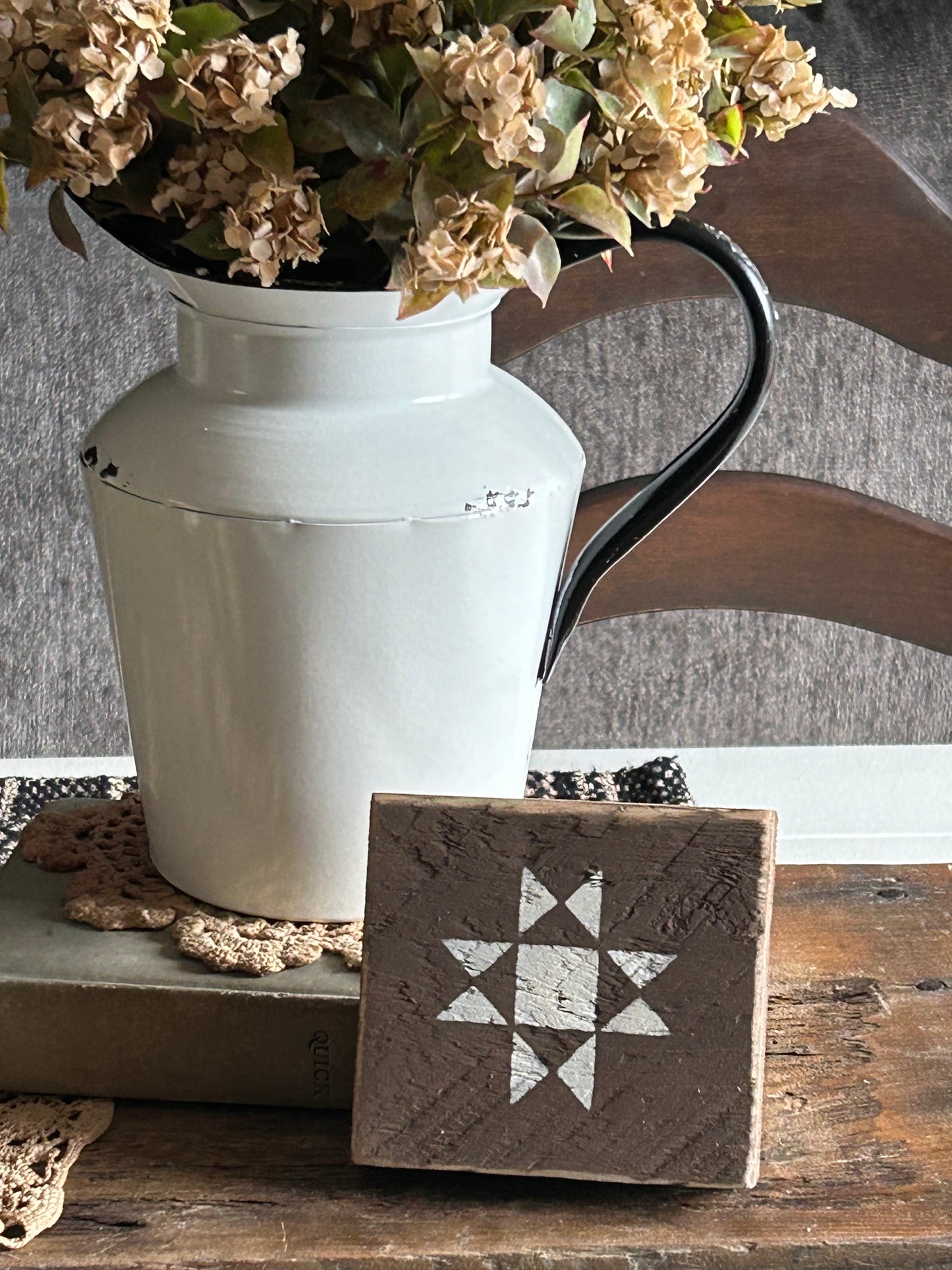 brown pattern quilt block