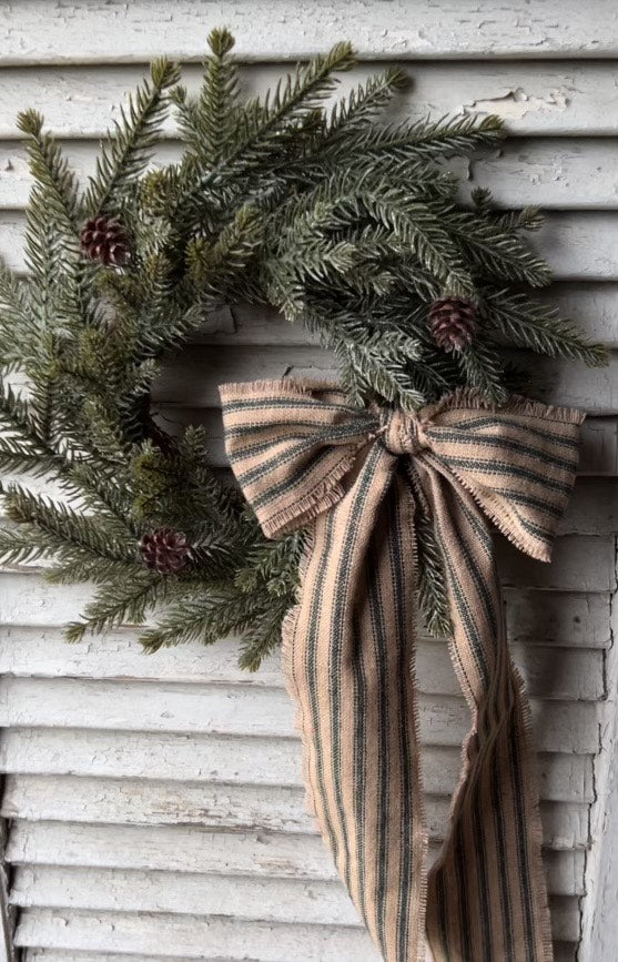 Wreath with green bow