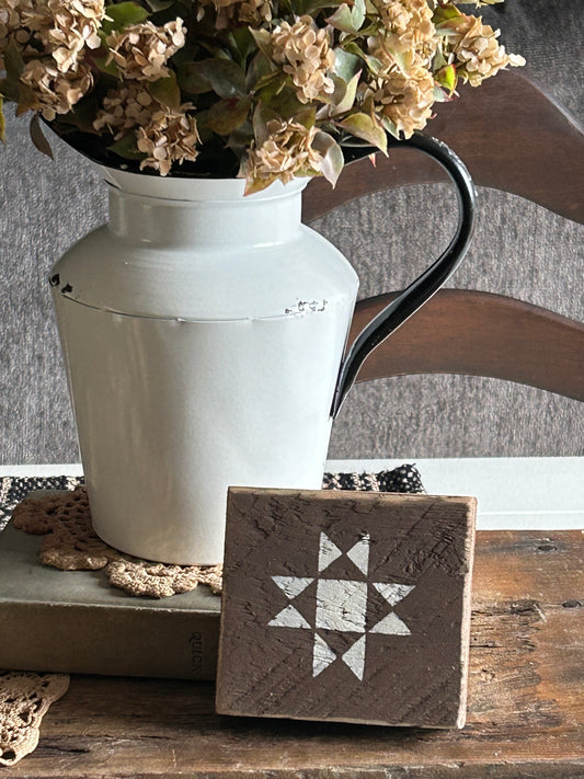 brown pattern quilt block