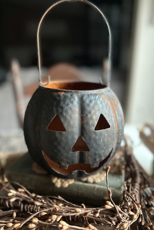 Metal black and rusty Pumpkin