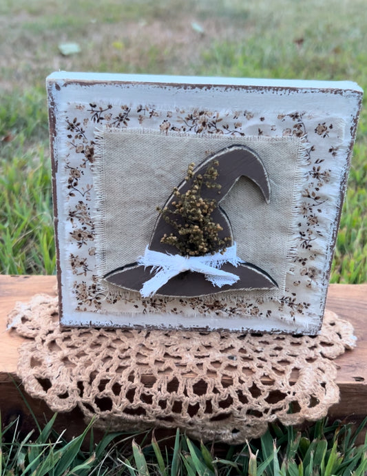 Floral Pattern Witch Hat Block